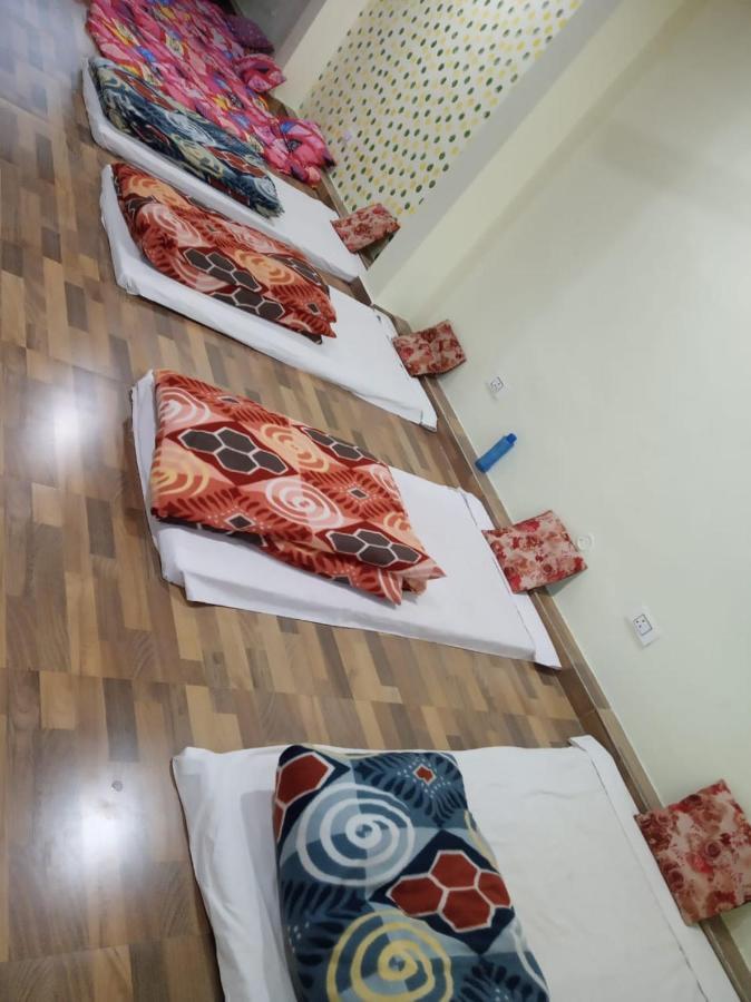 Triple1 Hostel & Homestay Rišikéš Exteriér fotografie